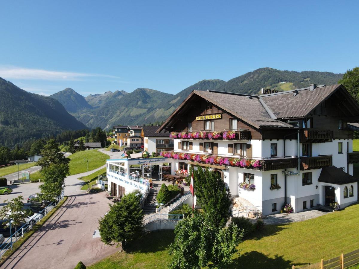 Hotel-Cafe Perner Шладмінг Екстер'єр фото